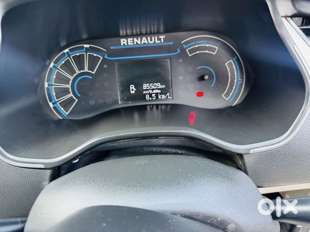 Renault Triber Rxz, 2019, Petrol
