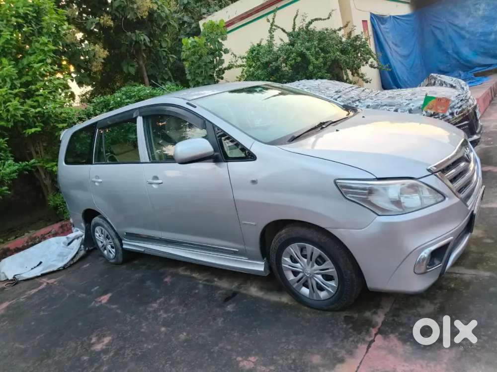 Toyota Innova 2013