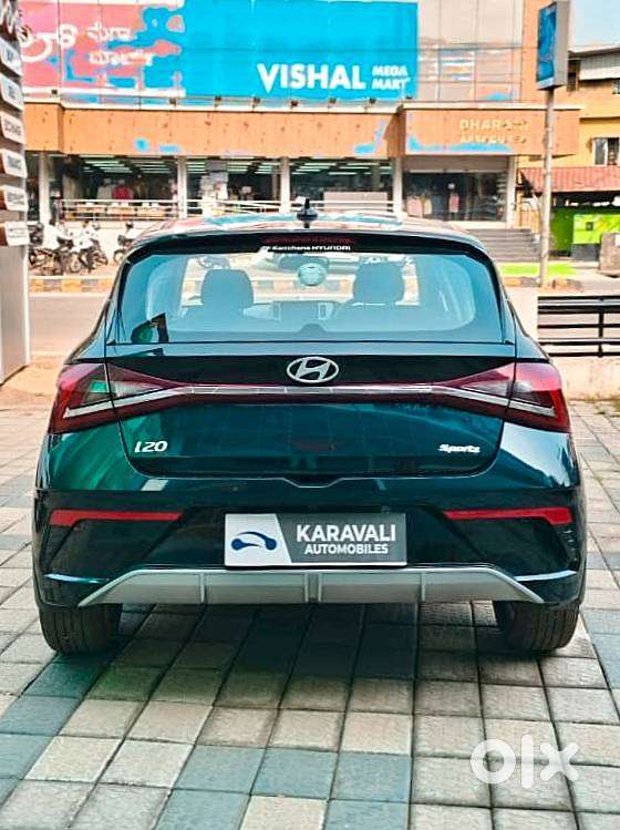 Hyundai I20 Sportz 1.2 Ivt, 2024, Petrol