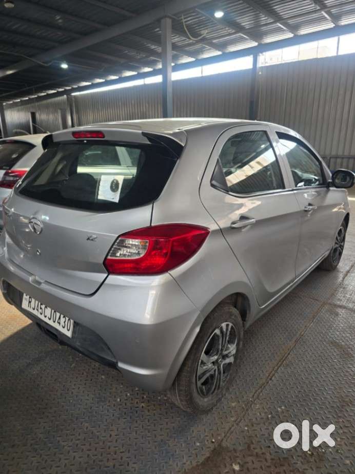 Tata Tiago, 2019, Petrol