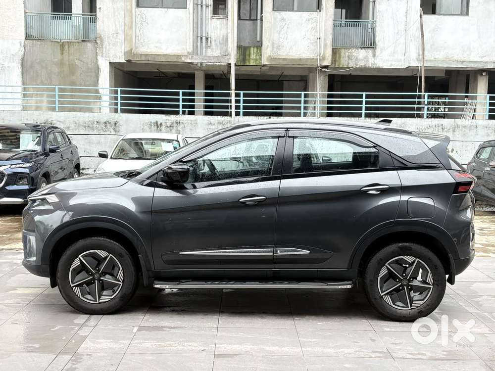 Tata Nexon Creative Plus 1.2 Revotron Petrol 6 Mt, 2024, Petrol