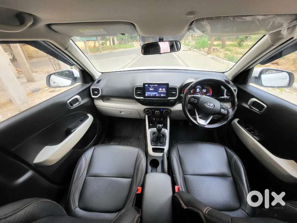 Hyundai Venue S Plus 2023 Mt Petrol
