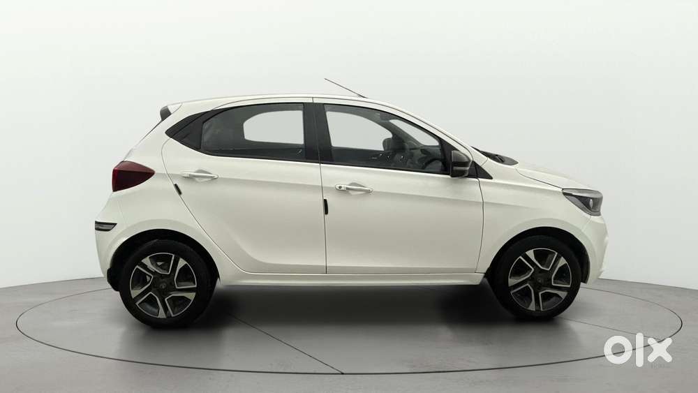 Tata Tiago Xza Plus, 2022, Petrol