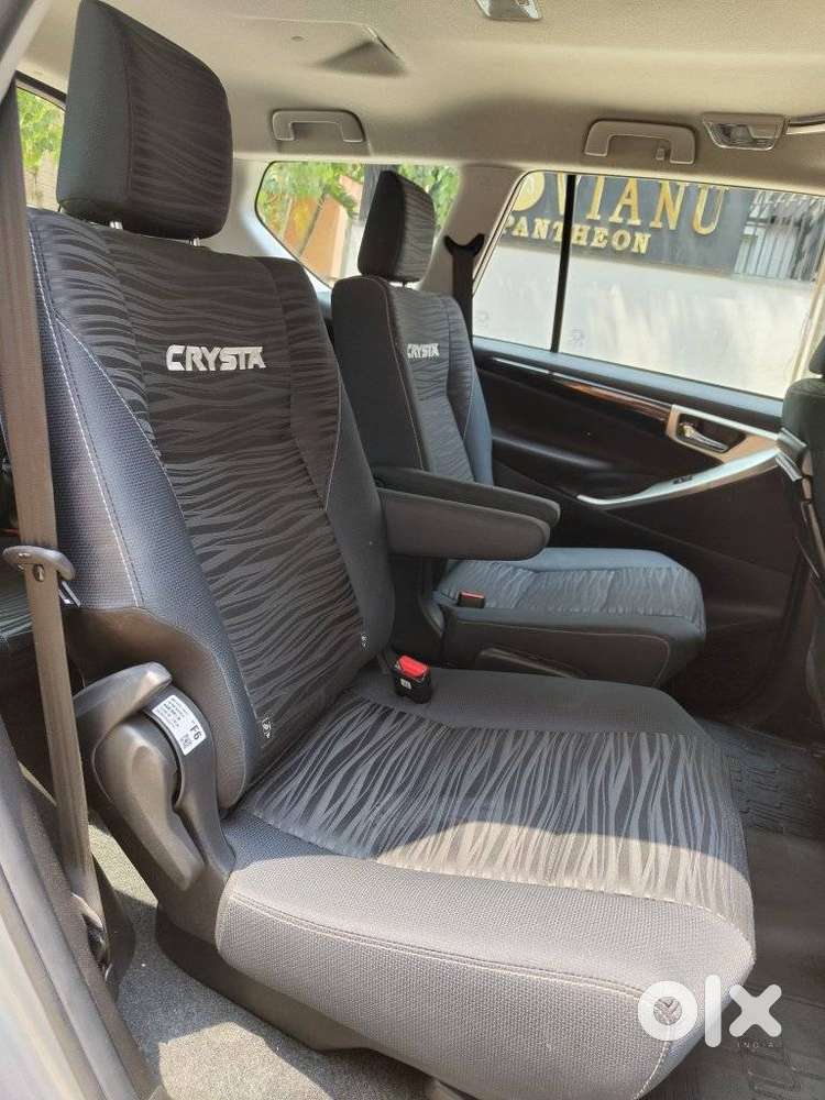 Toyota Innova Crysta