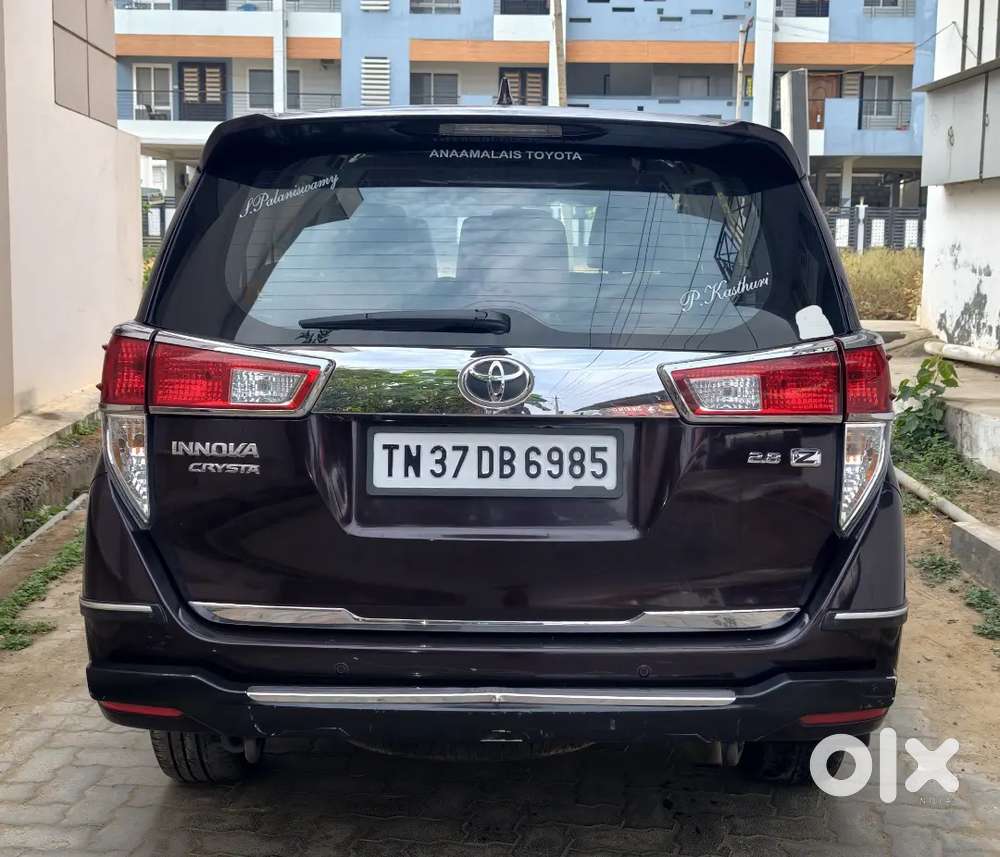 Toyota Innova Crysta 2018 Diesel Well Maintained