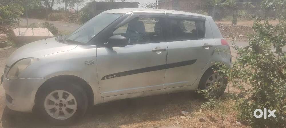 Maruti Suzuki Swift 2006 +cng Wells Feeting
