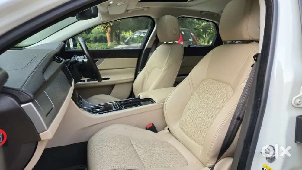 Jaguar Xf, 2018, Petrol