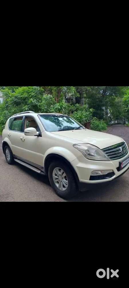 Mahindra Ssangyong Rexton 2015