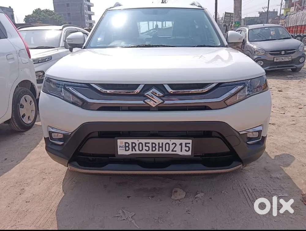 Maruti Suzuki Brezza 2024 Petrol 18000 Km Driven