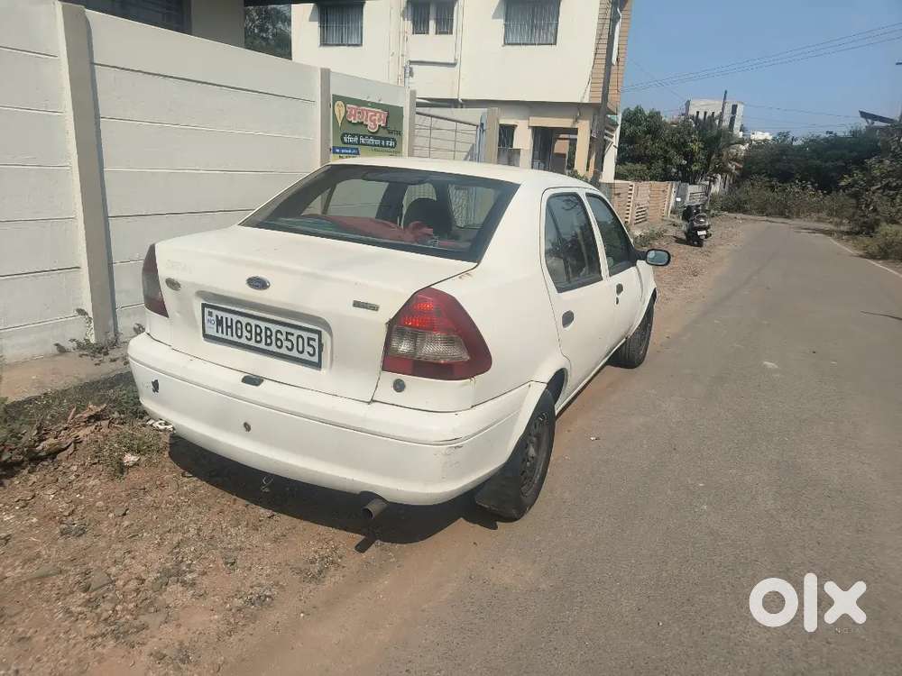 Ford Ikon 1.4 Zxi 2009