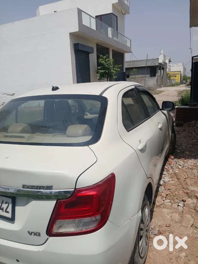 Maruti Suzuki Dzire 2018 Petrol 75000 Km Driven