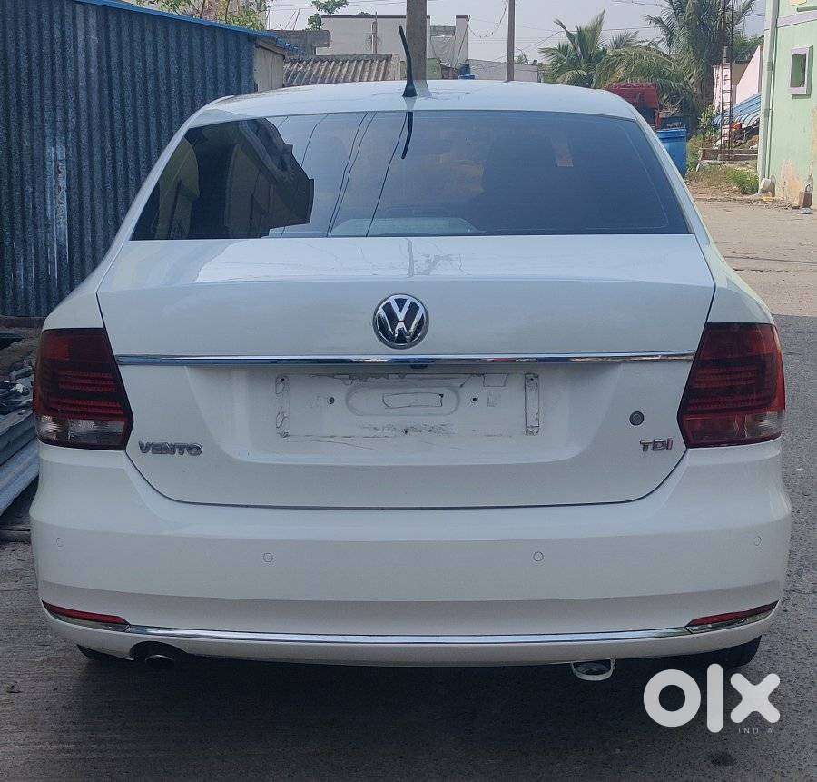 Volkswagen Vento 1.5 Tdi Highline Plus At, 2017