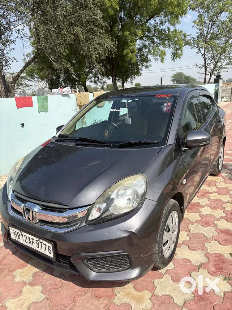 2018 Honda Amaze S ( Pride Edition)petrol Manual
