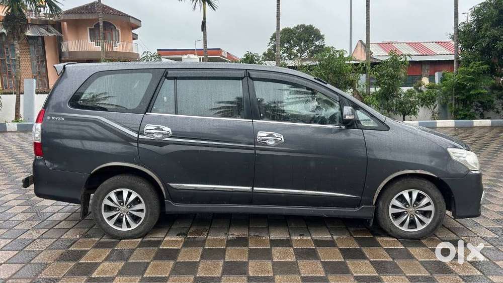 Toyota Innova, 2015, Diesel