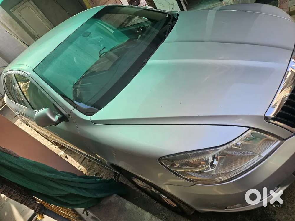 Skoda Laura 2.0 Ambiente 2010