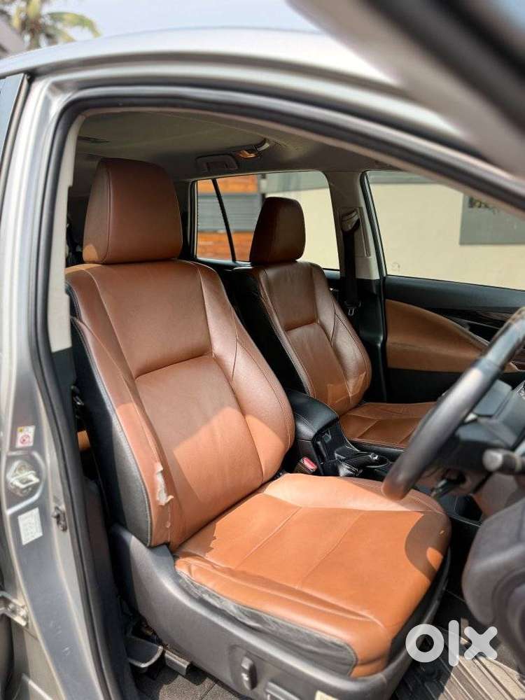Toyota Innova Crysta 2.8 Z, 2016, Diesel