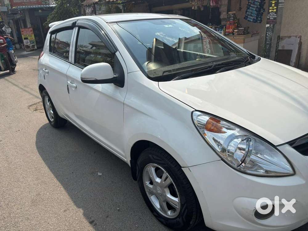 Hyundai I20 2010 Petrol Well Maintained