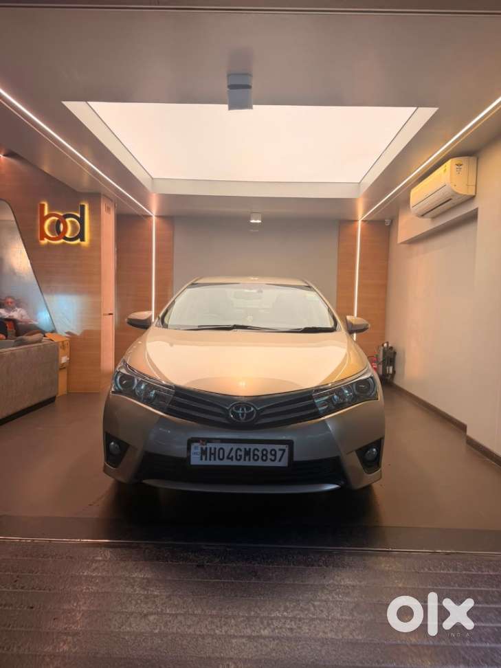 Toyota Corolla Altis 1.8 G, 2014, Petrol