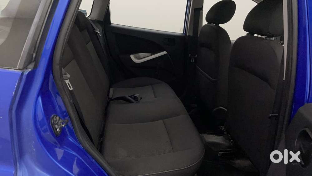 Ford Figo 2010-2012 Petrol Zxi, 2013, Petrol