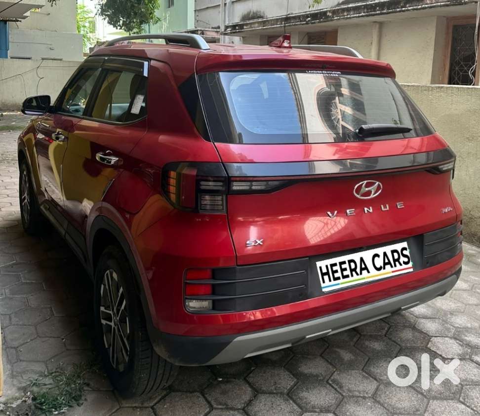 Hyundai Venue 1.0 Sx (o) Turbo Dct, 2024, Petrol