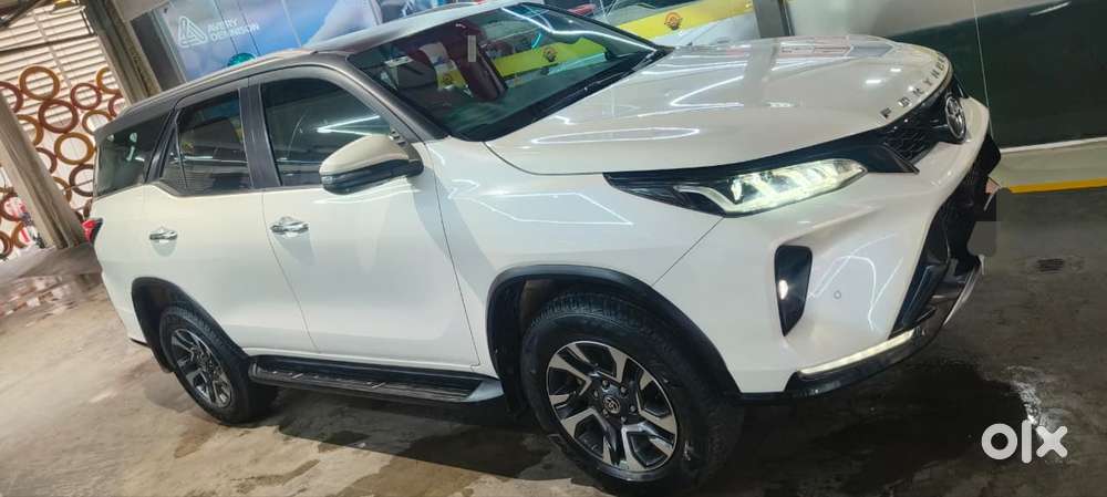 Toyota Fortuner Legender 4X4 AT 2.8, 2022, Diesel