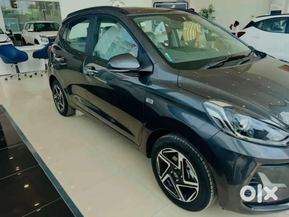Hyundai Grand I10 Prime 2025 Petrol 1800 Km Driven