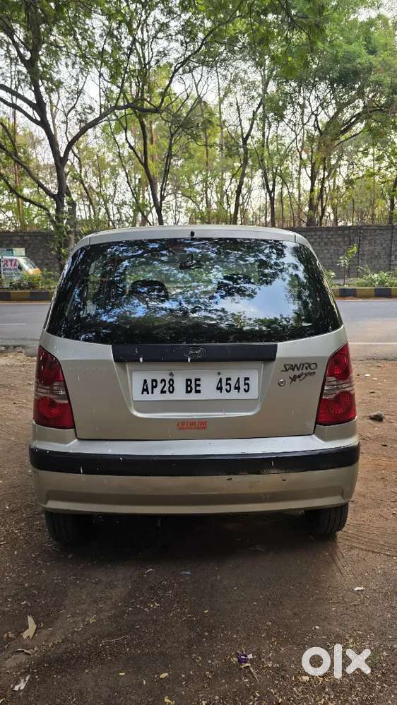 I Want To Sell My Newt And Well Maintained Hyundai Santro Urgently