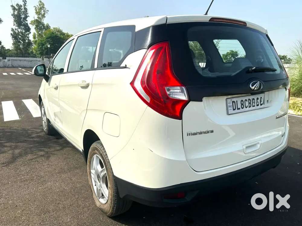 Mahindra Marazzo 2022 September Diesel M4plus
