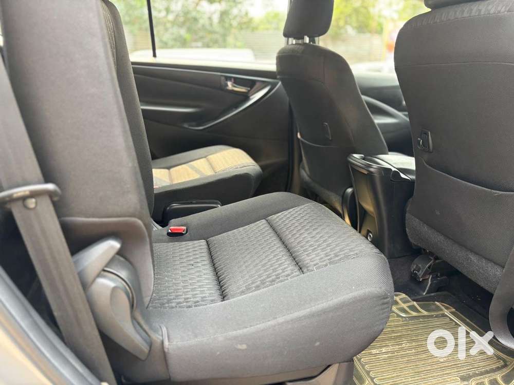 Toyota Innova Crysta [2020-ongoing] 2.4 Gx 7 Str, 2020, Diesel