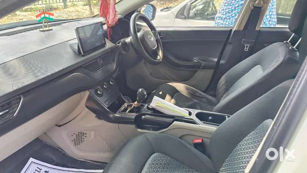 Full Insurance,2018 Last Model,new Tyre With Alloy.
