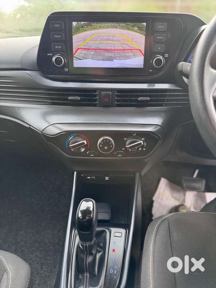 Hyundai I20 Sportz 1.2 Ivt, 2023, Petrol