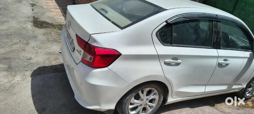 Honda Amaze 2nd Gen 2019 Diesel 102061 Km Driven. 25+kmpl Mileage