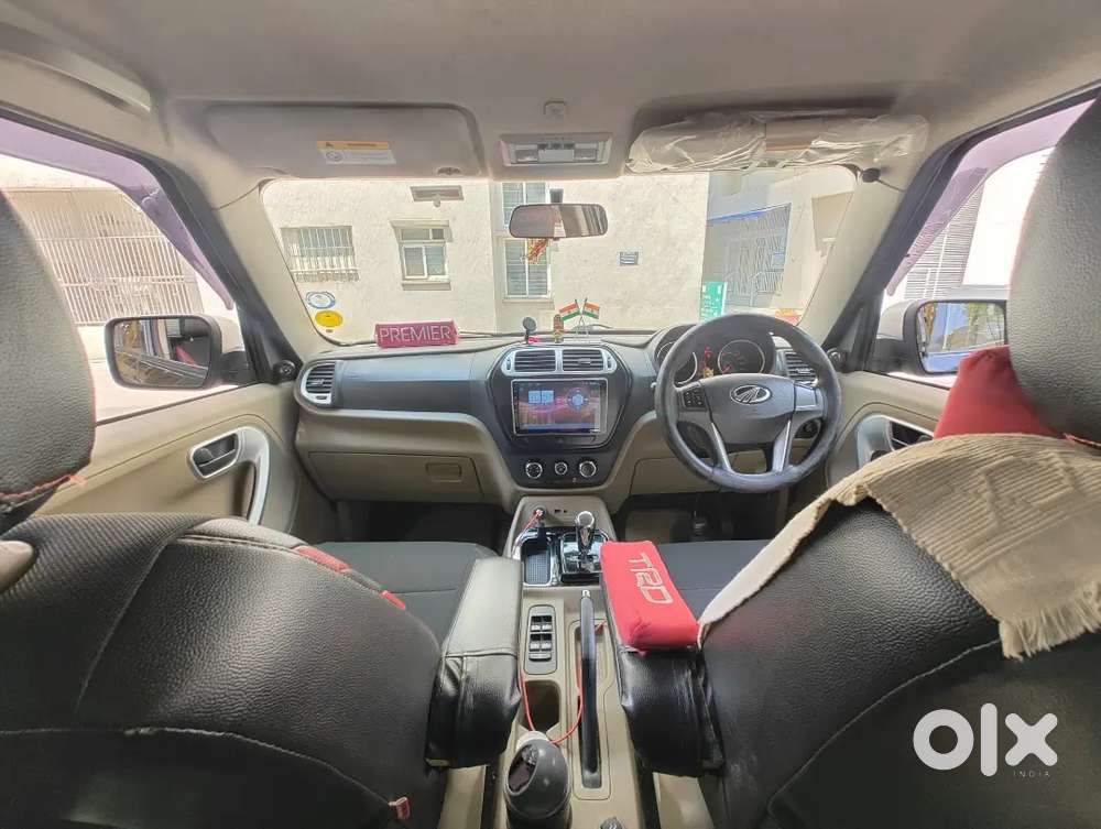 Mahindra Tuv 300