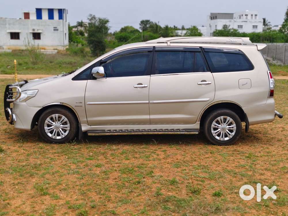 Toyota Innova 2.5 G (diesel) 8 Seater, 2016, Diesel