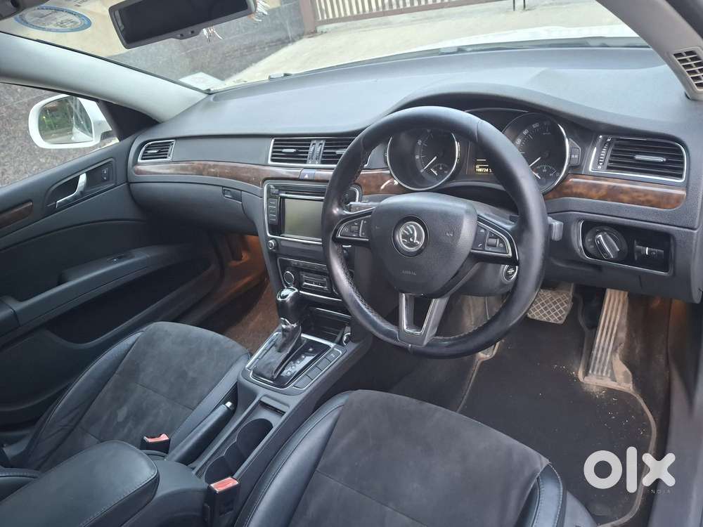Skoda Superb 1.8 Elegance Tsi At, 2015, Petrol