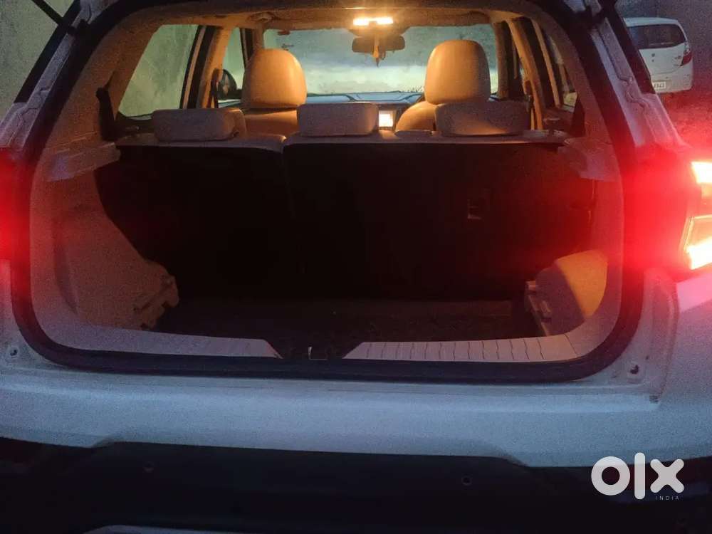 Mahindra Xuv300 2020 Petrol Well Maintained