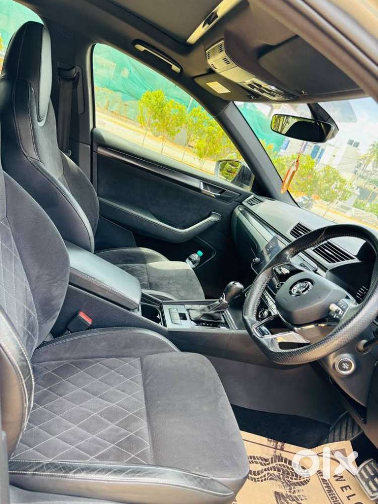 Skoda Superb 2.0 Sportline Tsi At, 2021, Petrol