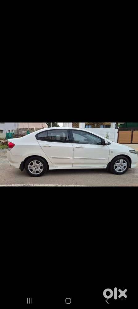 Honda City, 2011, Petrol