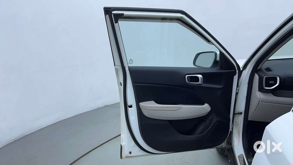 Hyundai Venue 1.0 Sx (o) Turbo Dct, 2023, Petrol
