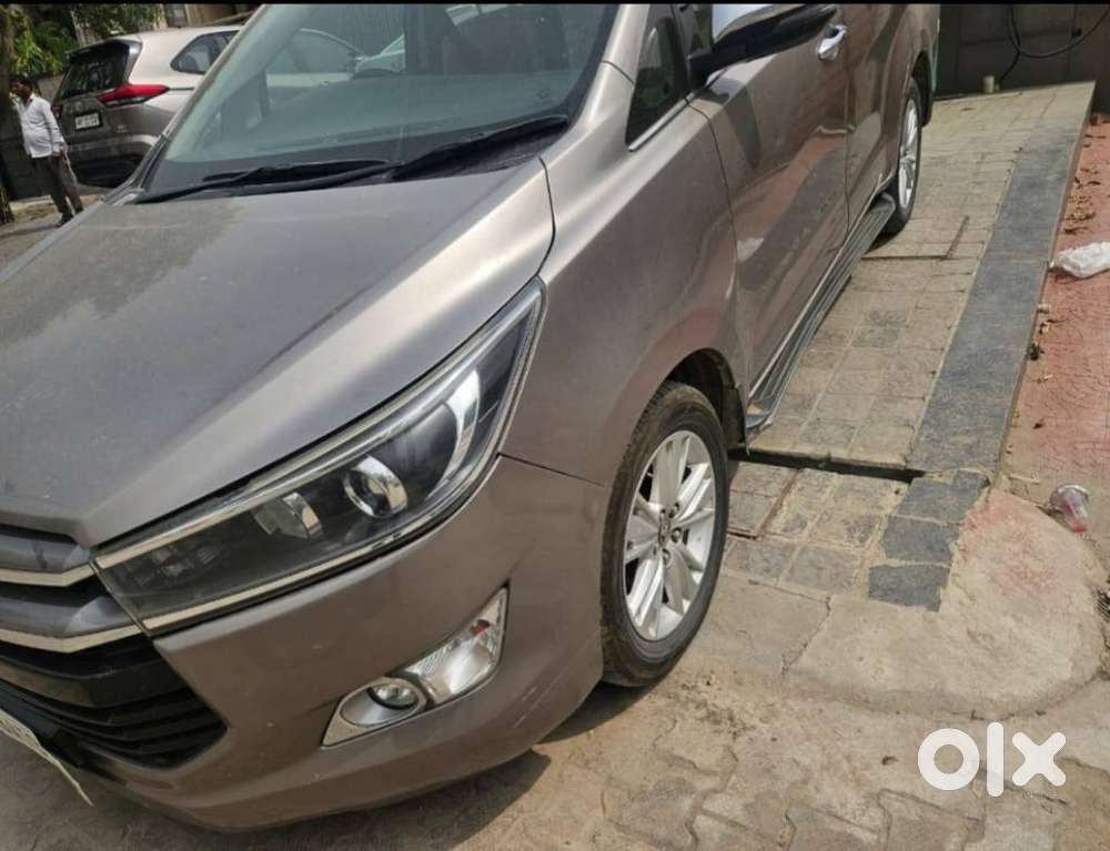 Toyota Innova Crysta 2.8 Zx At 7 Seater, 2019, Diesel