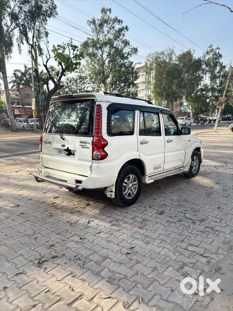 Mahindra Scorpio Vlx 2013 Diesel Well Maintained