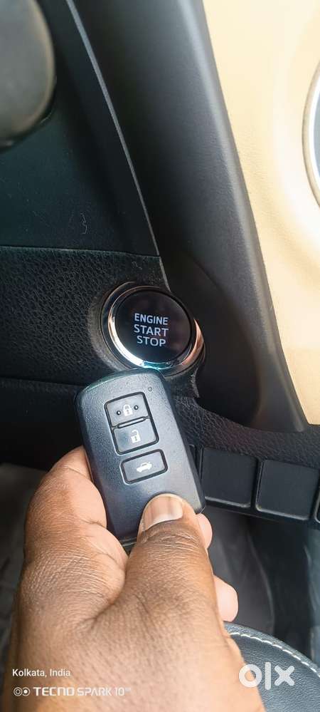 Toyota Corolla Altis 2013-2017 Gl Mt, 2017, Petrol