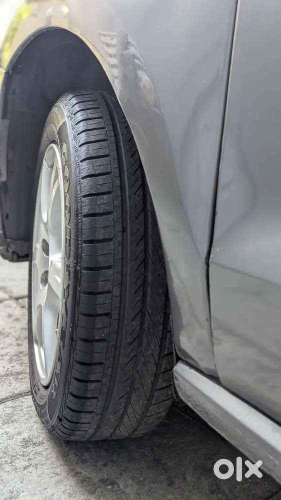 1.2 Tdi Smooth Engine & Great Milage. Very Well Maintained.