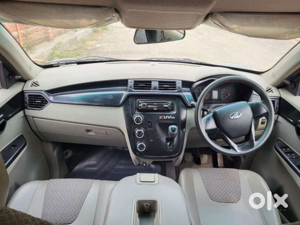 Mahindra Kuv 100 G80 K2, 2016, Petrol