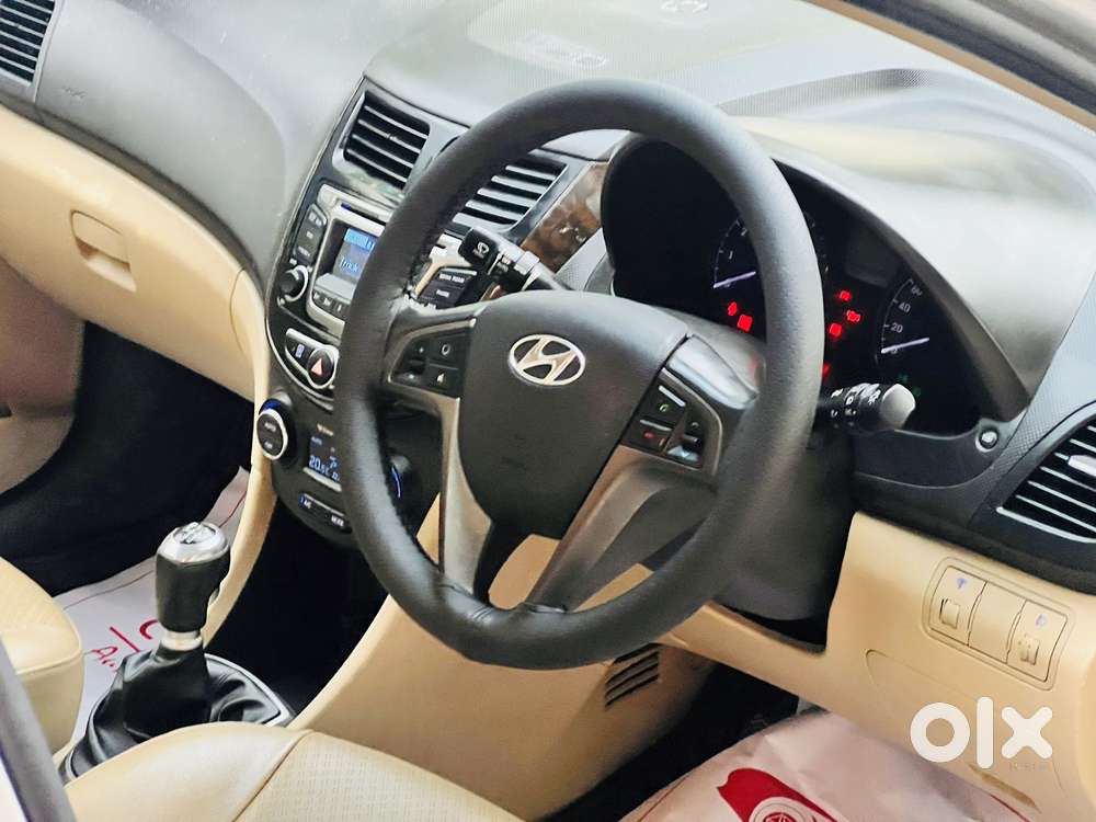 Hyundai Verna 1.6 Sx (o) Vtvt, 2016, Petrol