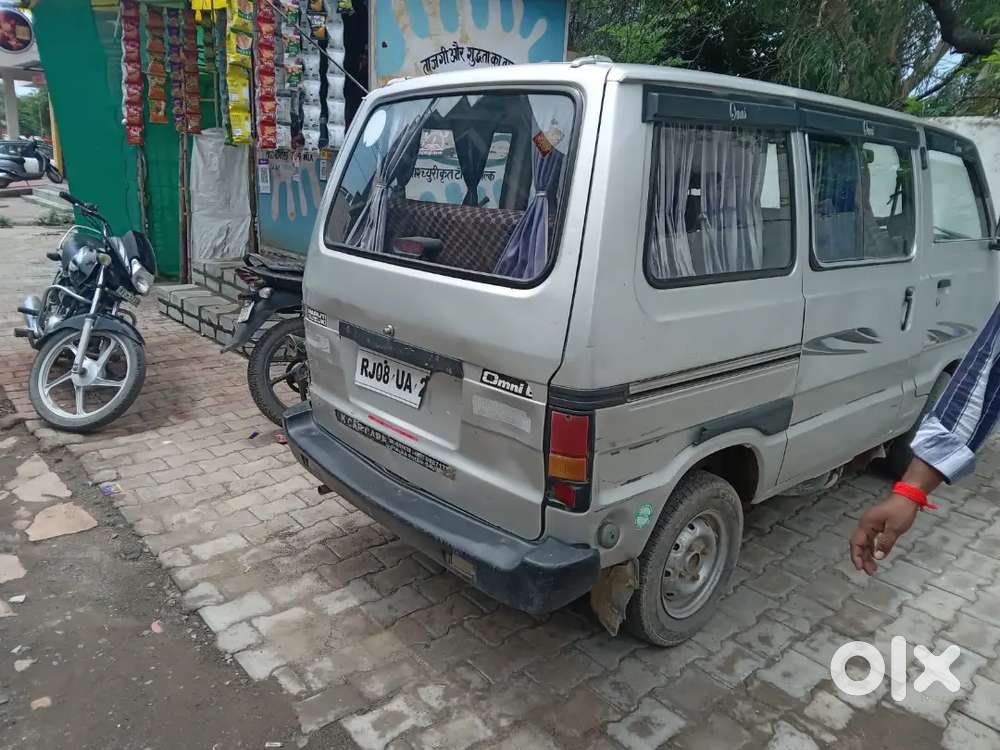 Maruti Suzuki Omni 2013