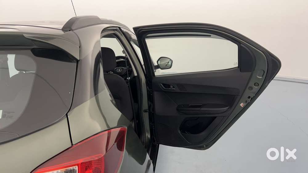 Tata Tiago Nrg 1.2 Xt Mt, 2022, Petrol