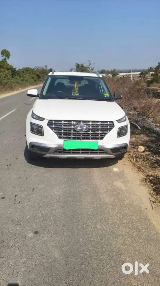Hyundai Venue 2021 Diesel 115000 Km Driven