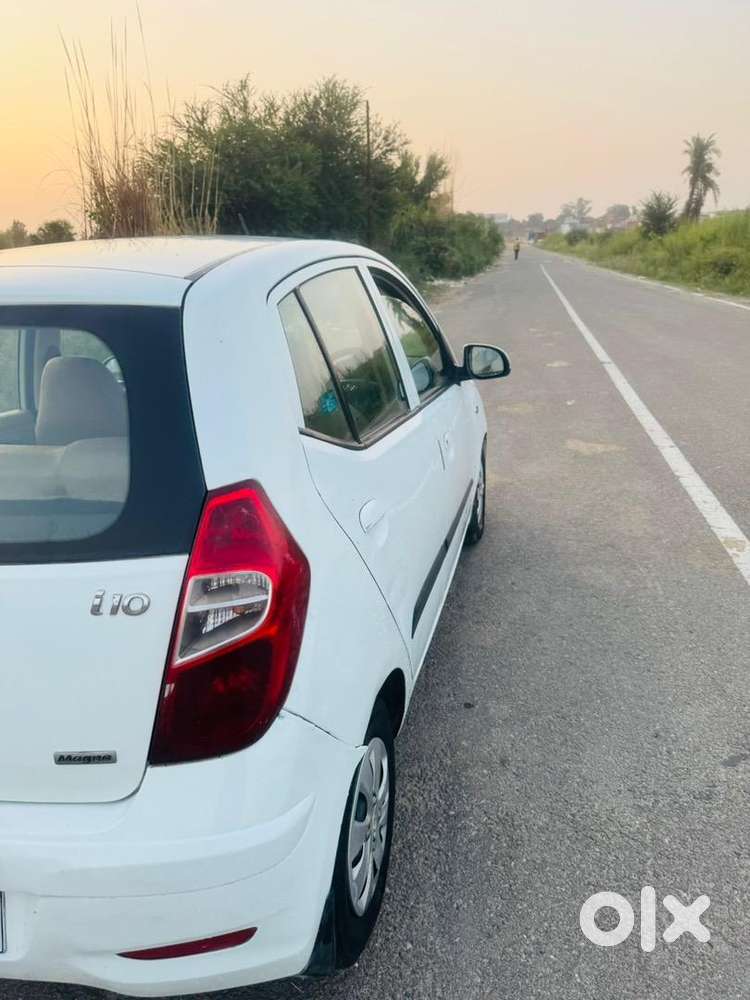 Hyundai Car Manual 2012