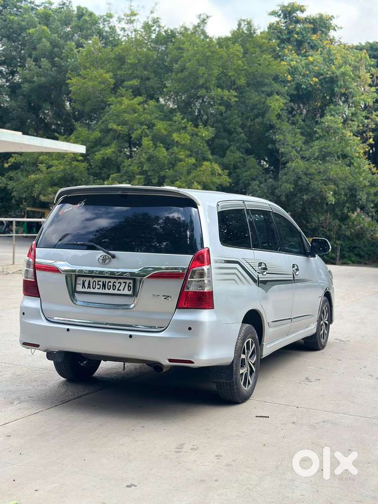 Toyota Innova 2.5 Zx 7 Str Bs-iv, 2015, Diesel